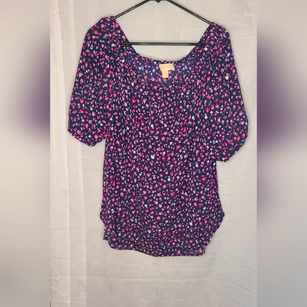 Cute Michael Kors off the shoulder floral blouse size L great condition!